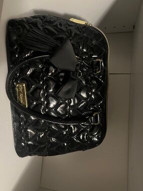 Women’s Black Quilted Patent Bow Tote Bag